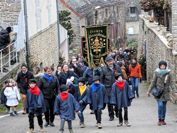 Restaurant Hôtel Le Dracy Défilé Saint-Vincent tournante